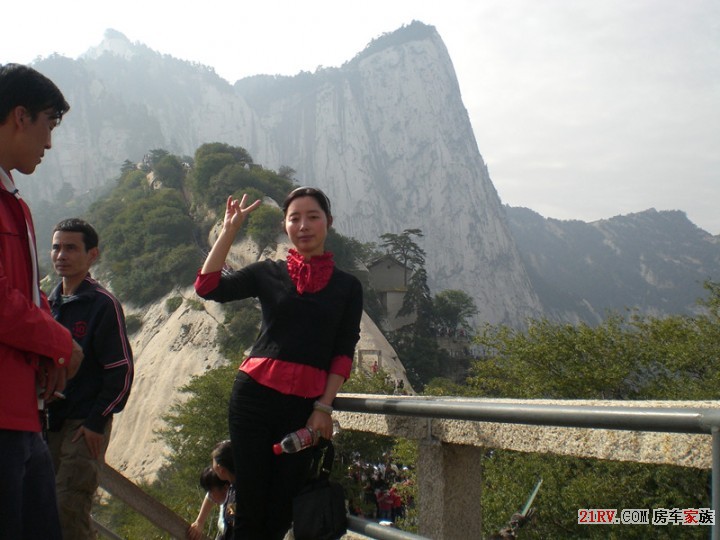 天工险峻雄伟华山