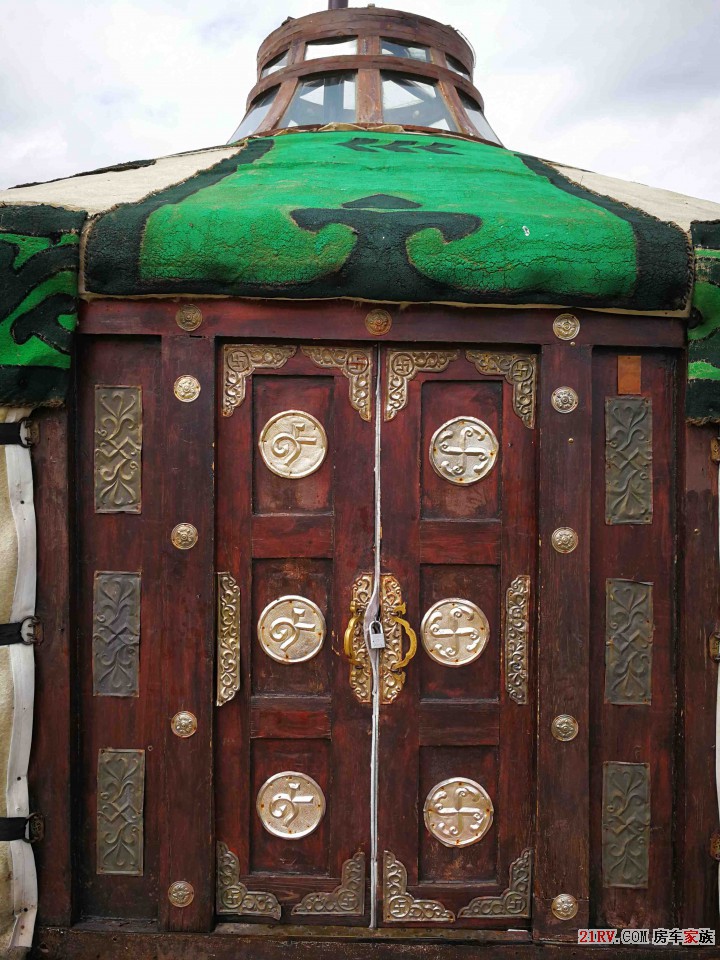 蒙古包的门
