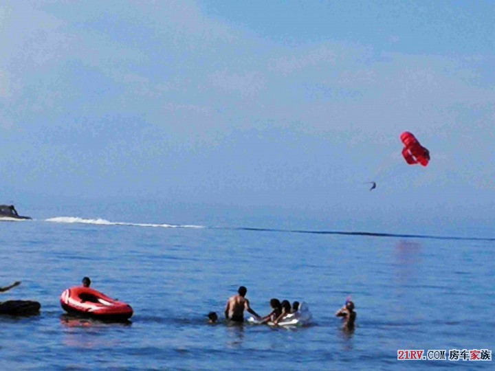 贝加尔湖拖伞