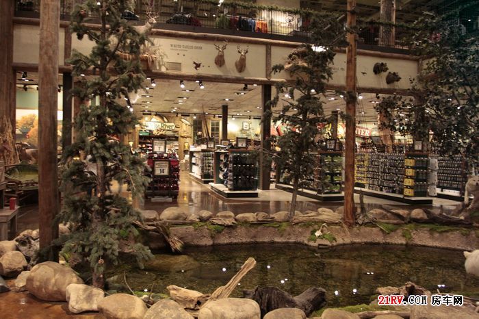 Bass Pro Shop 户外世界――21世纪房车网2010赴美房车露营考察团参观记录