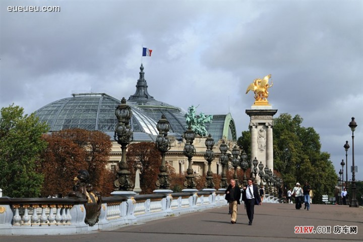 法国巴黎大皇宫外景