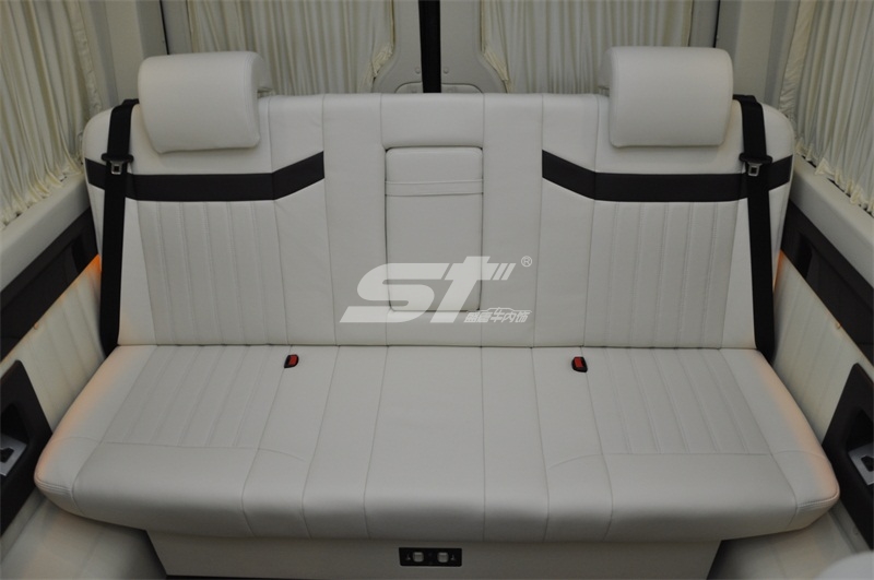 奔驰斯宾特324商务车改装座椅 (17).JPG