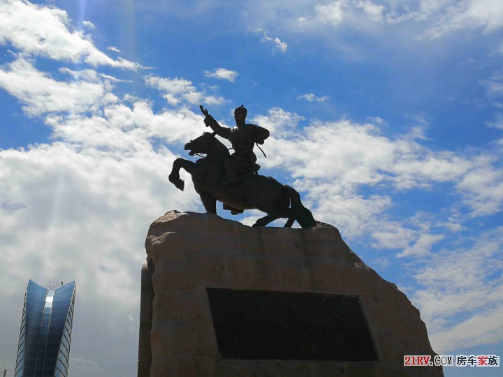 成吉思汗广场雕像