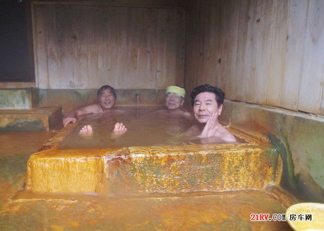 房车温泉旅行记！泡温泉の日本老头们